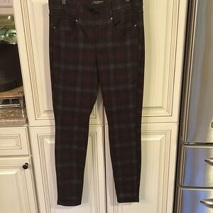Liverpool plaid skinny pants.